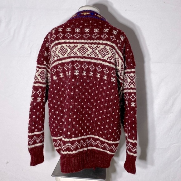 Namaste Woolens Hand Crafted In Nepal Red White Jacquard Knit Sweater L - Picture 9 of 12